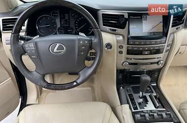 Внедорожник / Кроссовер Lexus LX 2012 в 