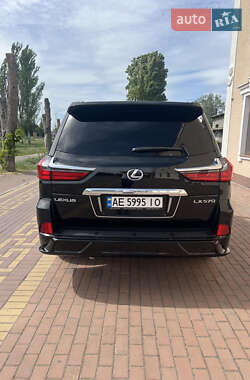 Внедорожник / Кроссовер Lexus LX 2019 в 