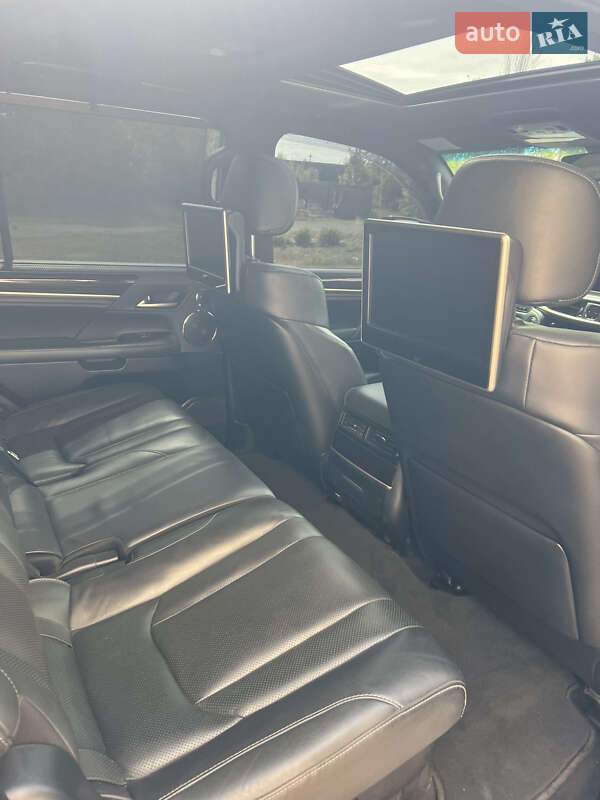 Позашляховик / Кросовер Lexus LX 2019 в Києві