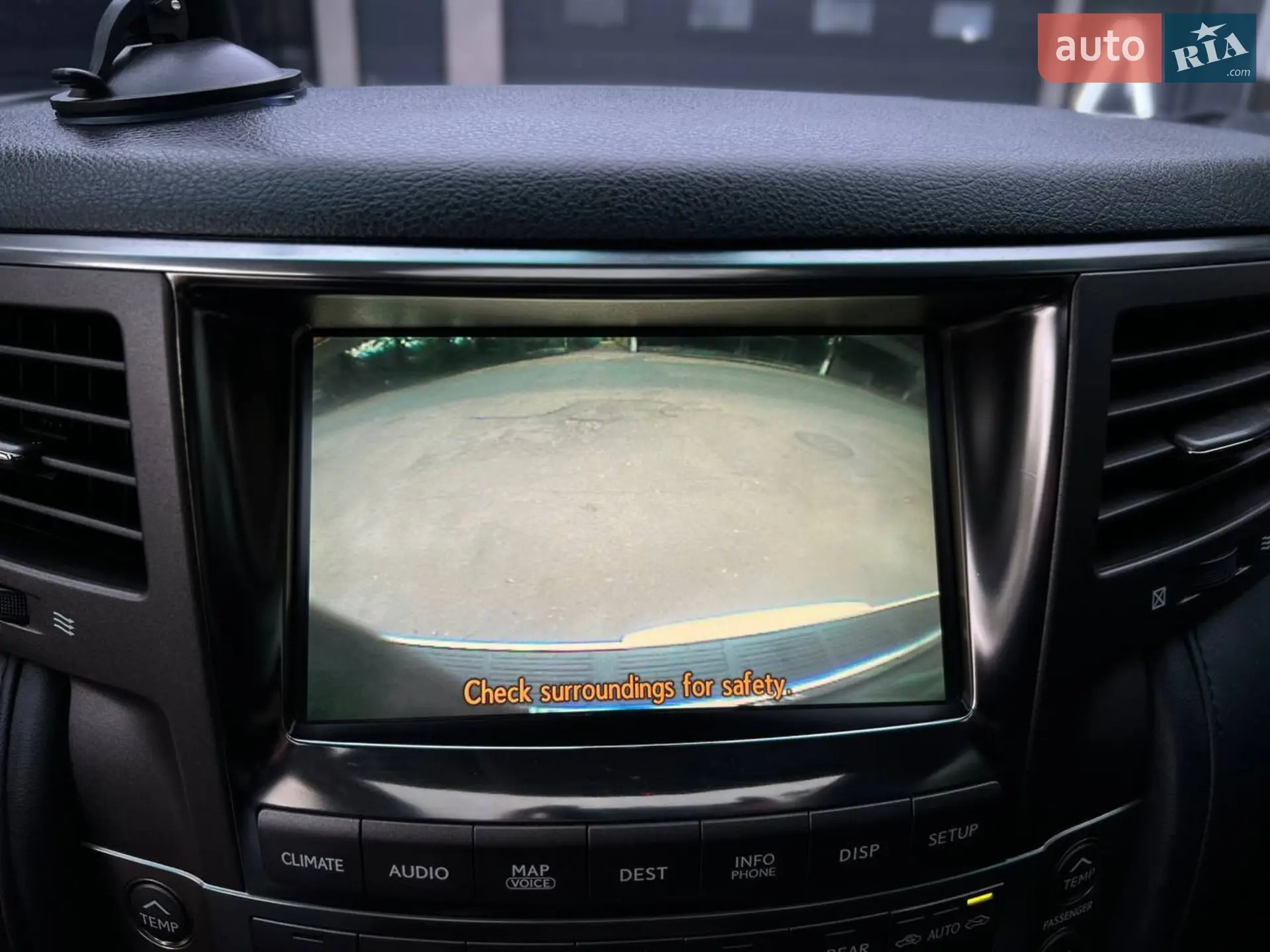 2011 Lexus LX - мініатюра 24