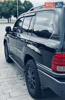 Позашляховик / Кросовер Lexus LX 2006 в 