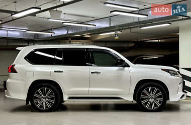Внедорожник / Кроссовер Lexus LX 2019 в 