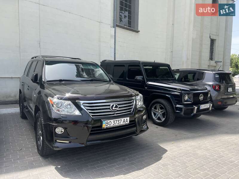 Внедорожник / Кроссовер Lexus LX 2011 в Тернополе