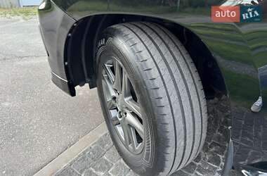 Внедорожник / Кроссовер Lexus LX 2013 в 