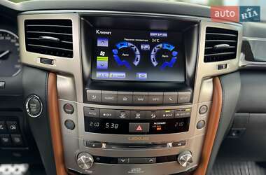 Внедорожник / Кроссовер Lexus LX 2013 в 