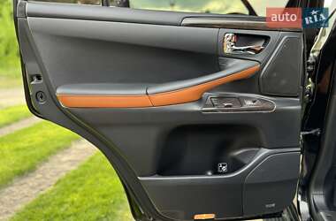 Внедорожник / Кроссовер Lexus LX 2013 в 