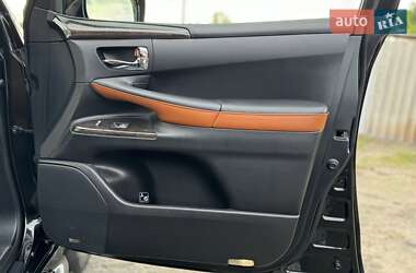 Внедорожник / Кроссовер Lexus LX 2013 в 