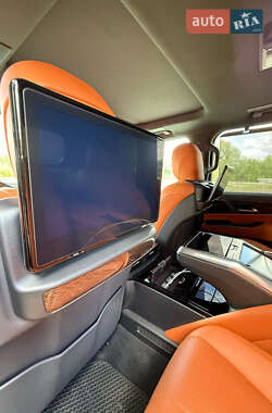 Внедорожник / Кроссовер Lexus LX 2023 в 