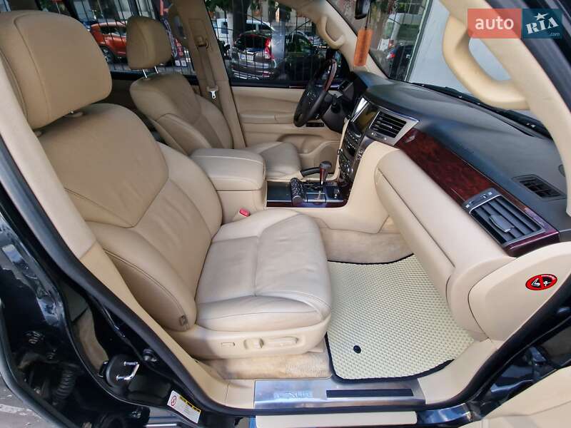 Позашляховик / Кросовер Lexus LX 2008 в Одесі