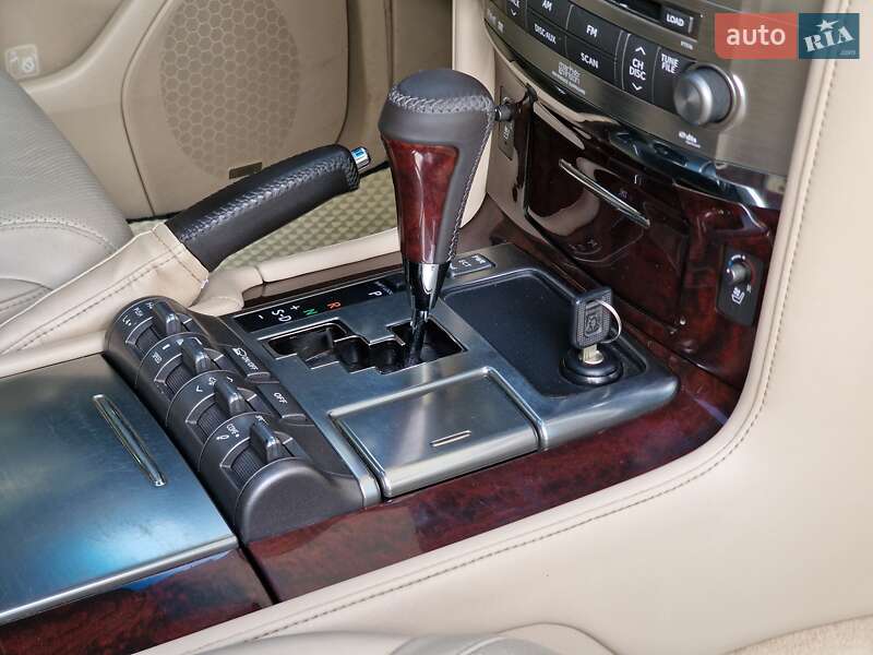 Позашляховик / Кросовер Lexus LX 2008 в Одесі