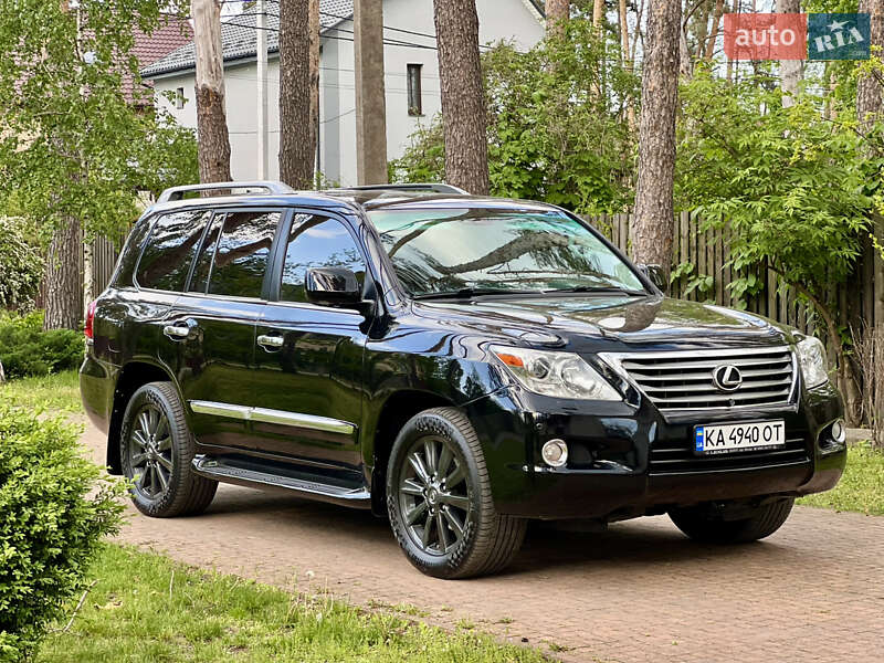 Позашляховик / Кросовер Lexus LX 2011 в Києві