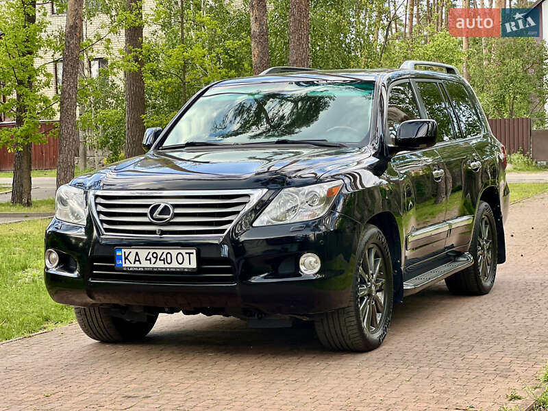 Позашляховик / Кросовер Lexus LX 2011 в Києві