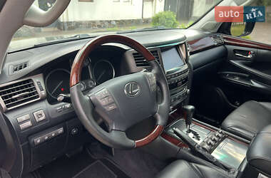 Внедорожник / Кроссовер Lexus LX 2011 в 