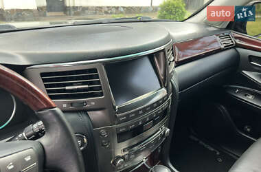 Внедорожник / Кроссовер Lexus LX 2011 в 