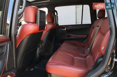 Позашляховик / Кросовер Lexus LX 2014 в 