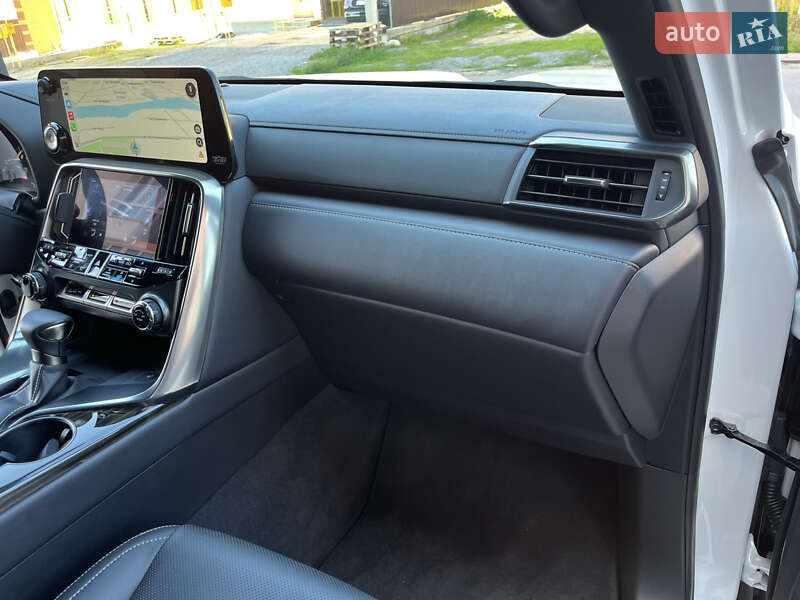 Позашляховик / Кросовер Lexus LX 2022 в Вінниці