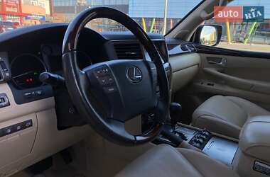 Внедорожник / Кроссовер Lexus LX 2011 в 