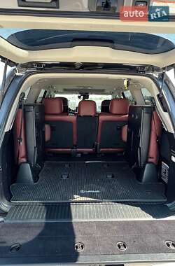 Позашляховик / Кросовер Lexus LX 2016 в 