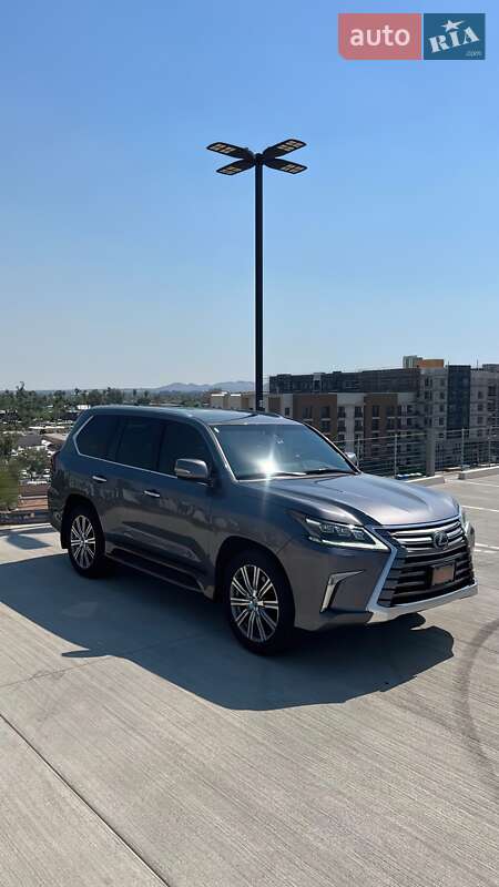 Позашляховик / Кросовер Lexus LX 2016 в 