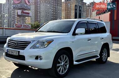 Внедорожник / Кроссовер Lexus LX 2010 в 