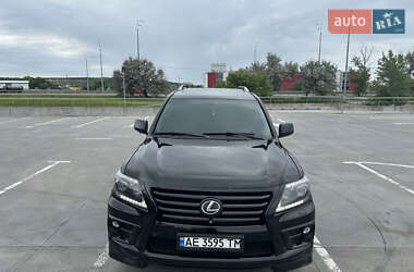 Внедорожник / Кроссовер Lexus LX 2008 в 