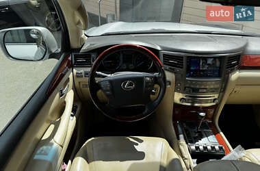 Внедорожник / Кроссовер Lexus LX 2008 в 