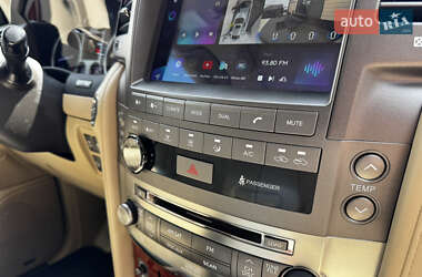 Внедорожник / Кроссовер Lexus LX 2008 в 