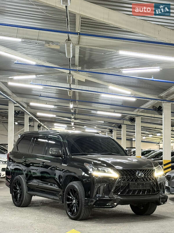 Позашляховик / Кросовер Lexus LX 2015 в Одесі