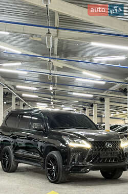 Внедорожник / Кроссовер Lexus LX 2015 в 