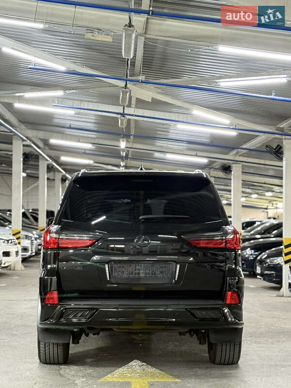 Позашляховик / Кросовер Lexus LX 2015 в Одесі