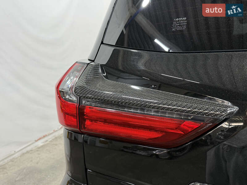 Позашляховик / Кросовер Lexus LX 2015 в Одесі