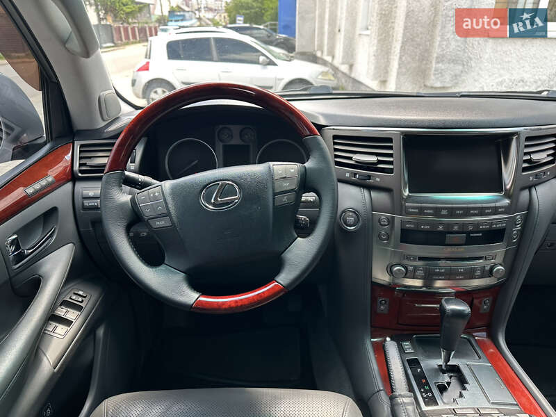 Внедорожник / Кроссовер Lexus LX 2008 в Житомире фото 9 Внедорожник / Кроссовер Lexus LX 2008 в Житомире