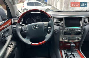 Позашляховик / Кросовер Lexus LX 2008 в 