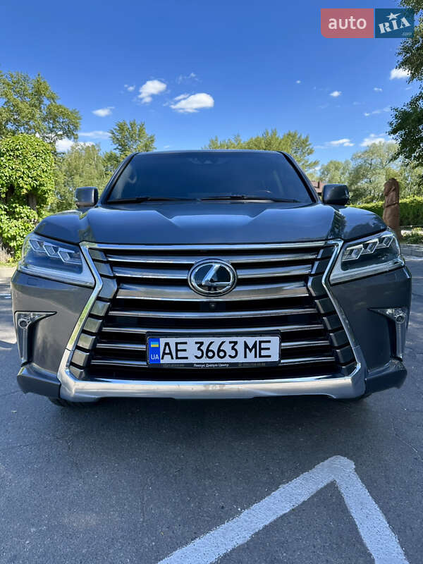 Внедорожник / Кроссовер Lexus LX 2017 в Днепре