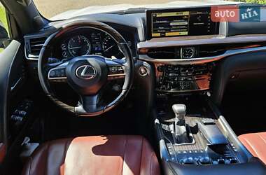 Внедорожник / Кроссовер Lexus LX 2019 в 