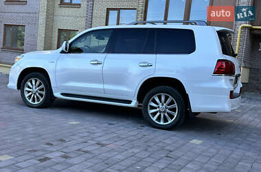 Позашляховик / Кросовер Lexus LX 2010 в 
