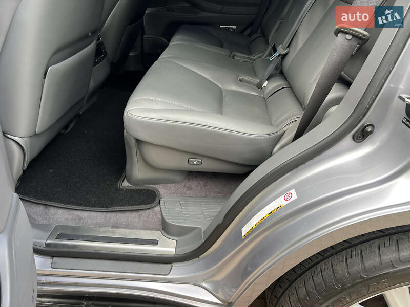 Позашляховик / Кросовер Lexus LX 2008 в Києві