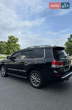Позашляховик / Кросовер Lexus LX 2014 в 