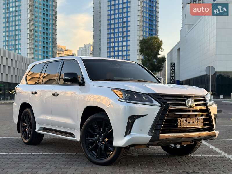 Lexus LX 2020