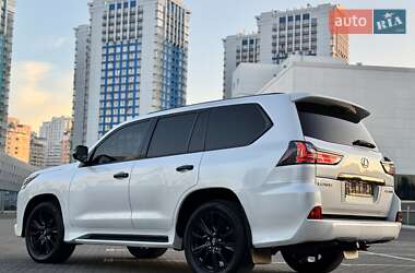 Внедорожник / Кроссовер Lexus LX 2020 в 