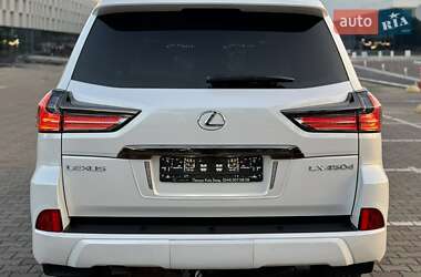 Внедорожник / Кроссовер Lexus LX 2020 в 