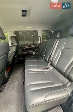 Внедорожник / Кроссовер Lexus LX 2017 в 