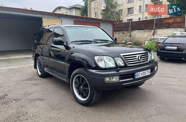 Внедорожник / Кроссовер Lexus LX 2004 в 