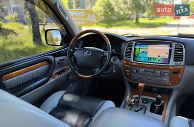 Внедорожник / Кроссовер Lexus LX 2005 в 