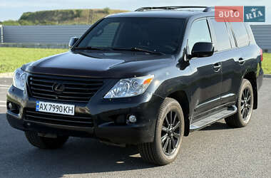 Позашляховик / Кросовер Lexus LX 2008 в 