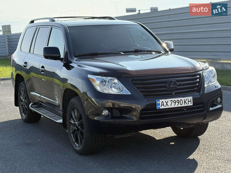 Lexus LX 2008