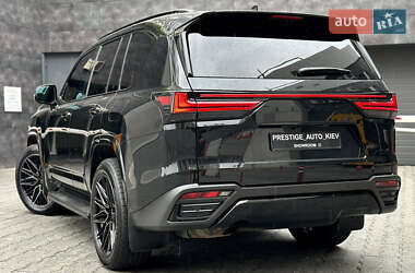 Внедорожник / Кроссовер Lexus LX 2022 в 