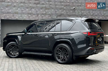 Внедорожник / Кроссовер Lexus LX 2022 в 