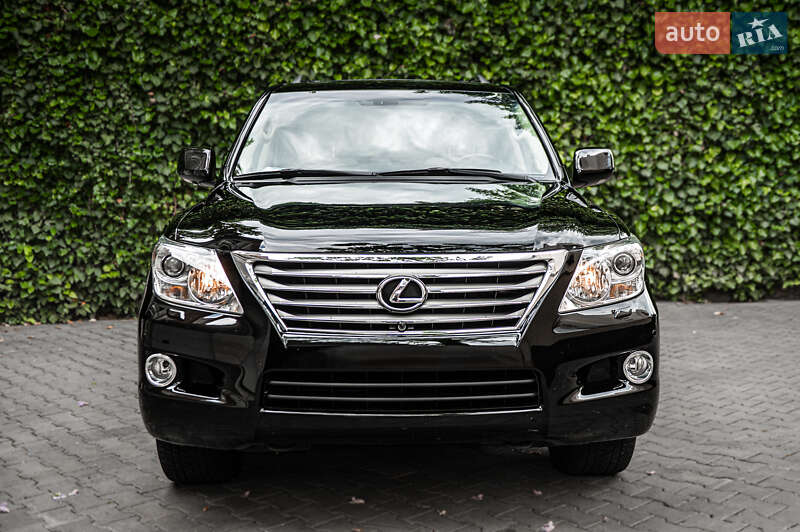 Внедорожник / Кроссовер Lexus LX 2010 в Одессе