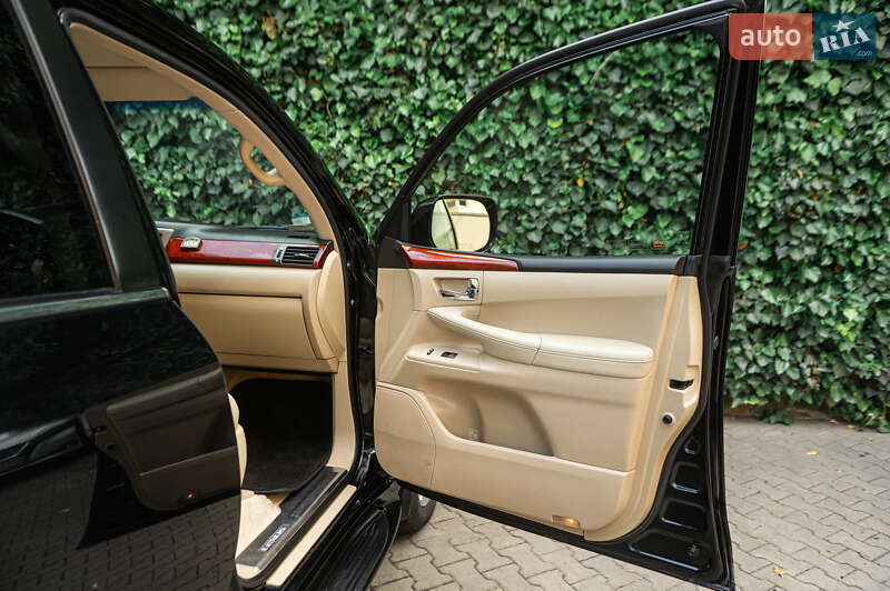 Внедорожник / Кроссовер Lexus LX 2010 в Одессе